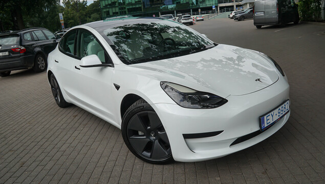 Tesla Model 3 2021 