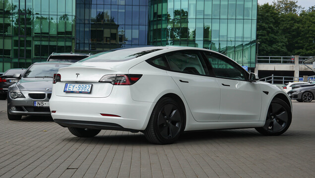 Tesla Model 3 2021 
