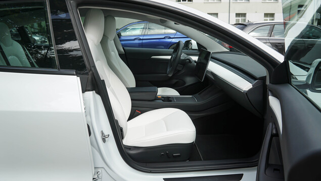 Tesla Model 3 2021 