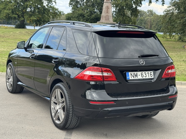Mercedes-Benz ML 350 2012 