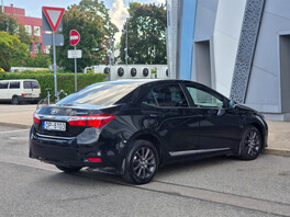 Toyota Corolla 2015s