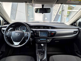 Toyota Corolla 2015s
