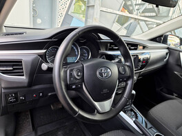 Toyota Corolla 2015s