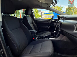 Toyota Corolla 2015s