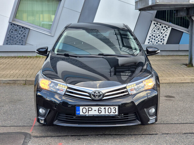 Toyota Corolla 2015 