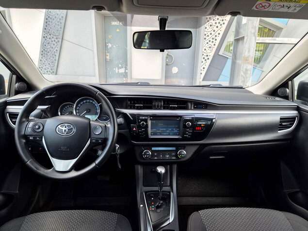 Toyota Corolla 2015 
