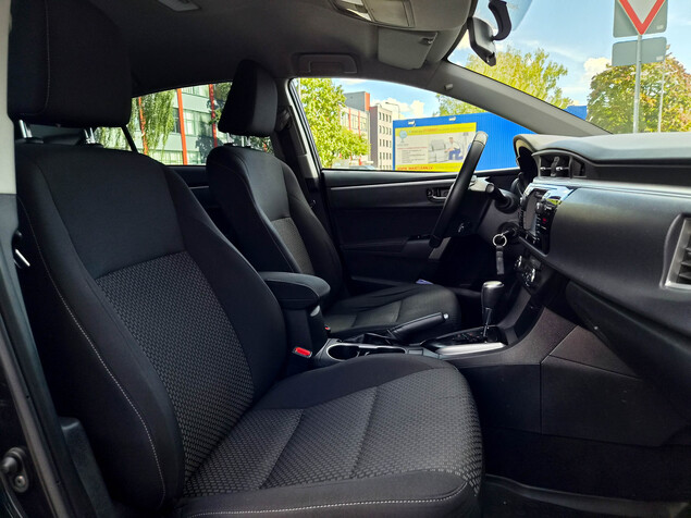 Toyota Corolla 2015 