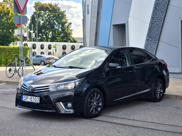 Toyota Corolla 2015 