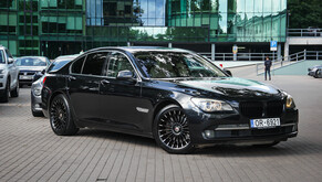 BMW 740 2011s