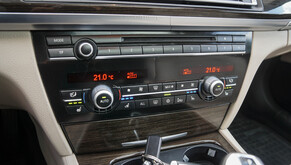 BMW 740 2011s