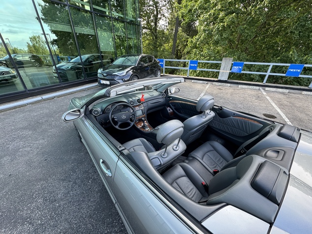 Mercedes-Benz CLK 500 2005 