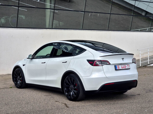 Tesla Model Y 2022 