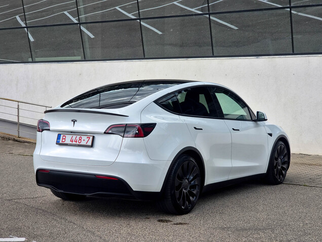 Tesla Model Y 2022 