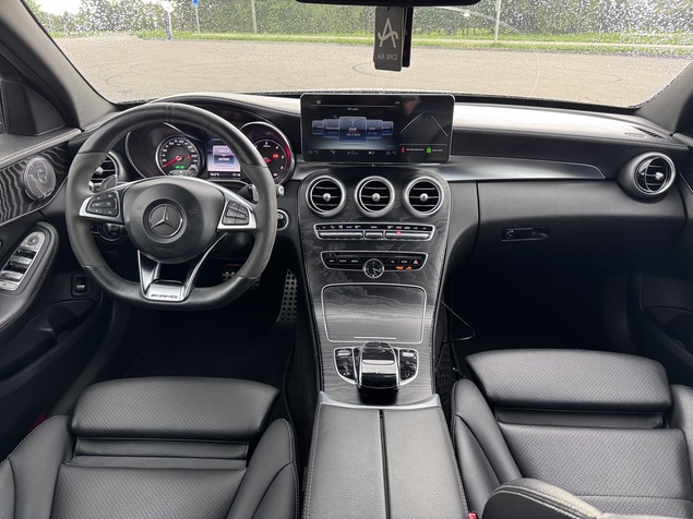 Mercedes-Benz C 200 2015 